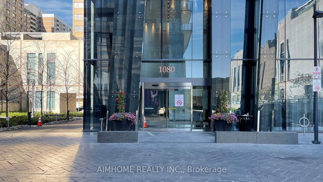1202 - 1080 Bay Street