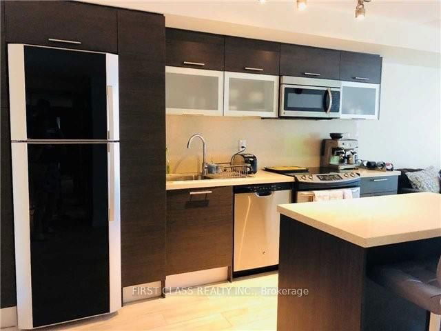 2509 - 386 Yonge Street