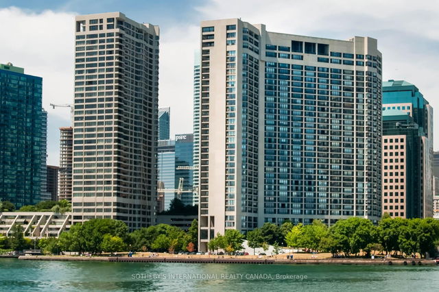 1429 - 33 Harbour Square