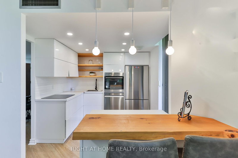 206 - 1210 Don Mills Rd, Toronto, M3B 3N9 | Image 2