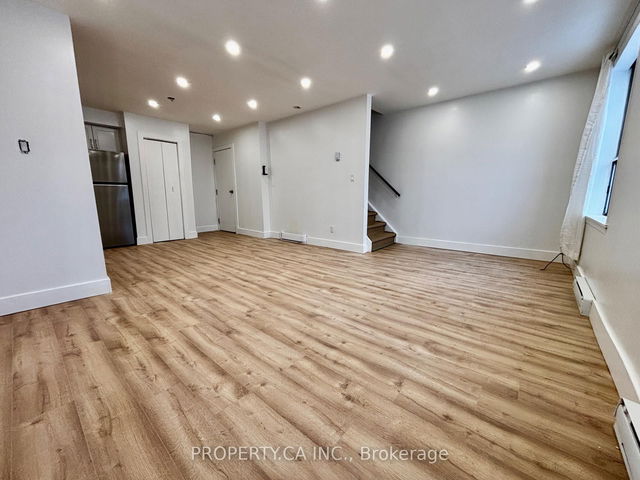 Upper - 1491 Eglinton Avenue