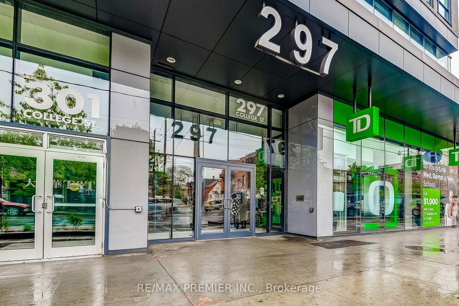 Condo for sale at 1002-297 College Street, Toronto, Kensington-Chinatown, M5T 1S2 - MLS: C12169797