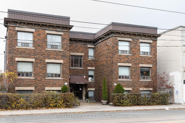 8 - 922 Bathurst Street