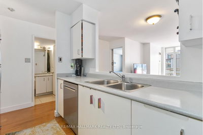 Unit 804 — 70 Mill St, Toronto - Waterfront Communities C8 image-0-4
