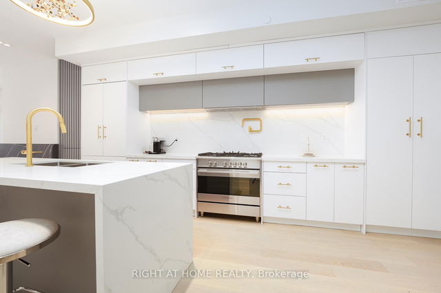 38B Churchill Avenue