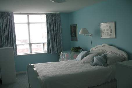 Room1