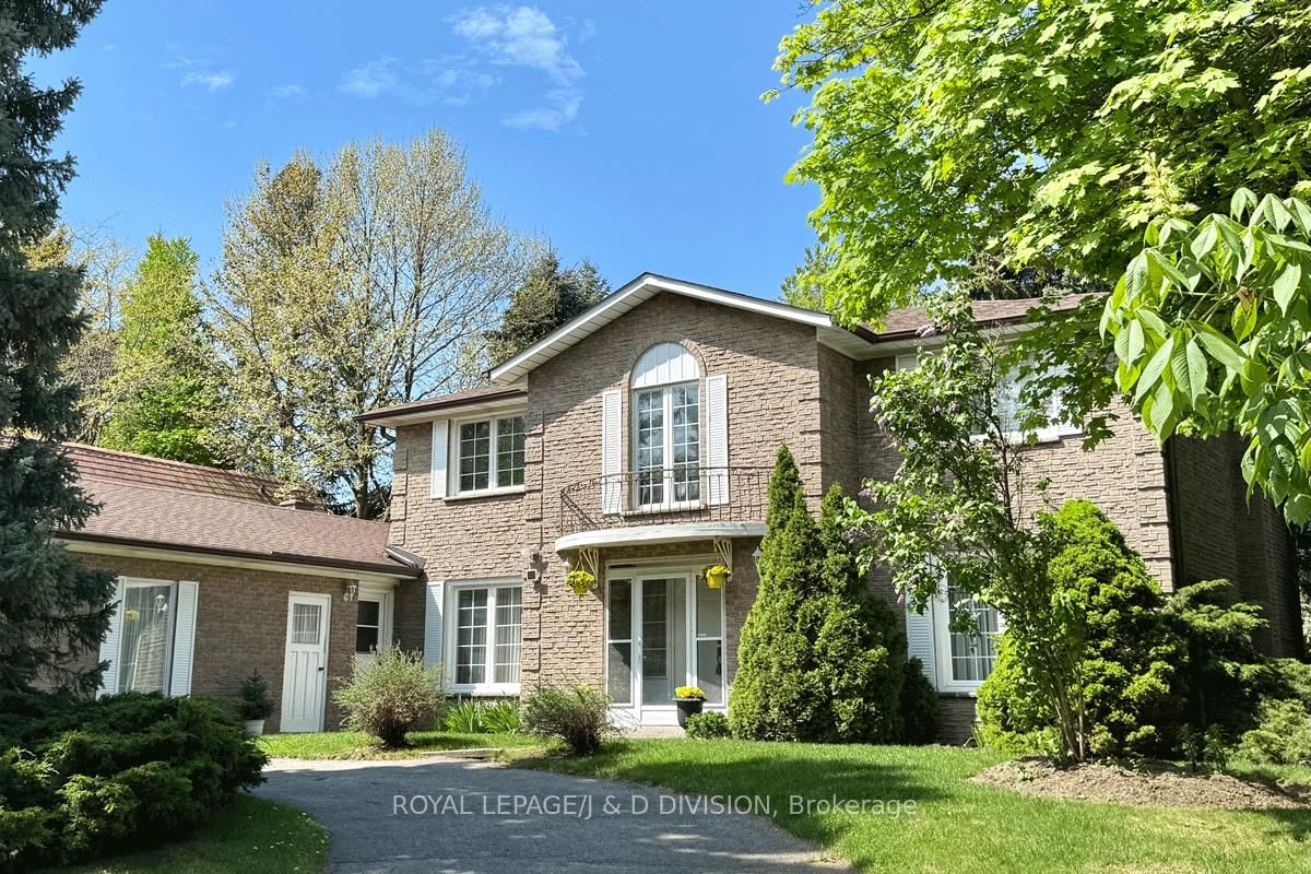 Detached House for sale at 244 Burbank Drive, Toronto, Bayview Village, M2K 1P8 - MLS: C12170366