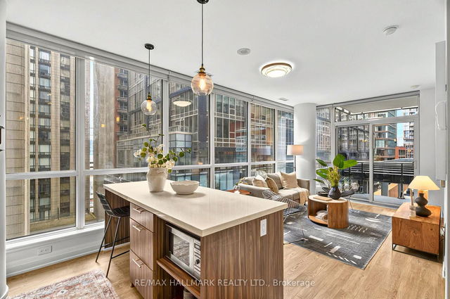 708 - 8 Mercer Street