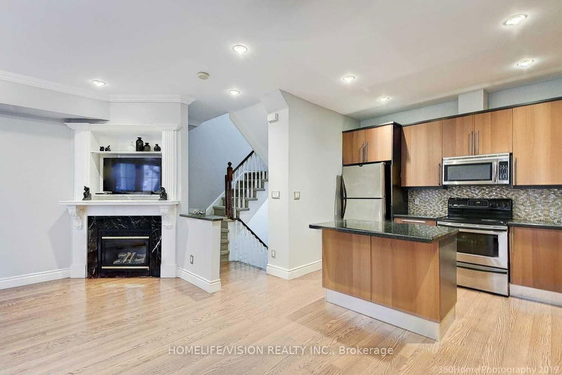 home for lease on 506-37 Avondale Avenue
