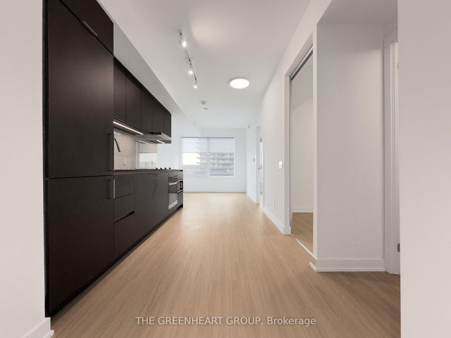 3802 - 8 Wellesley St Street