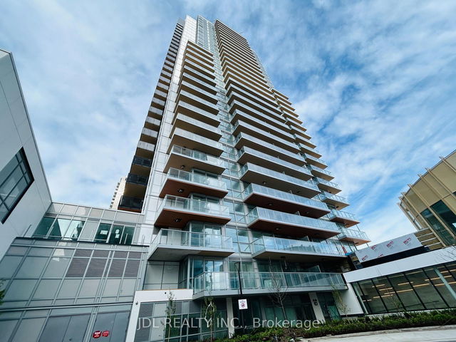 712 - 27 McMahon Drive
