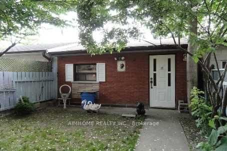 598 Bathurst Street