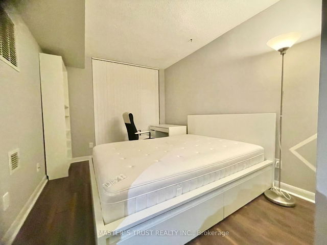 3312 - 4968 Yonge Street