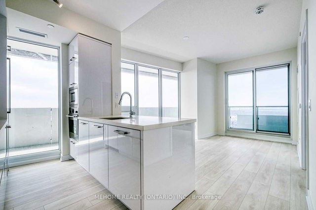3009 - 2221 Yonge Street