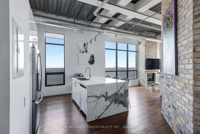 Unit PH2 — 736 Dundas St, Toronto - Regent Park image-0-3