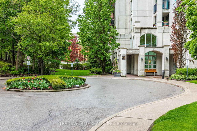 707 - 18 William Carson Crescent
