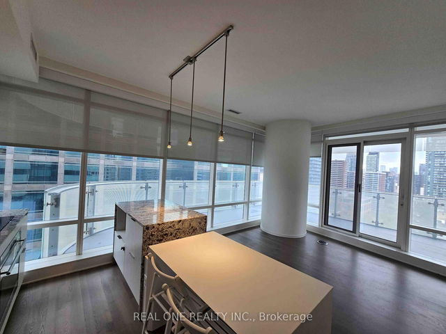 1204 - 1 Bloor Street E