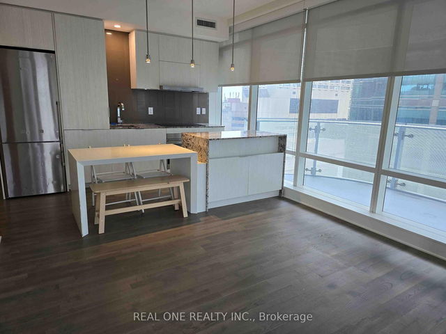 1204 - 1 Bloor Street E