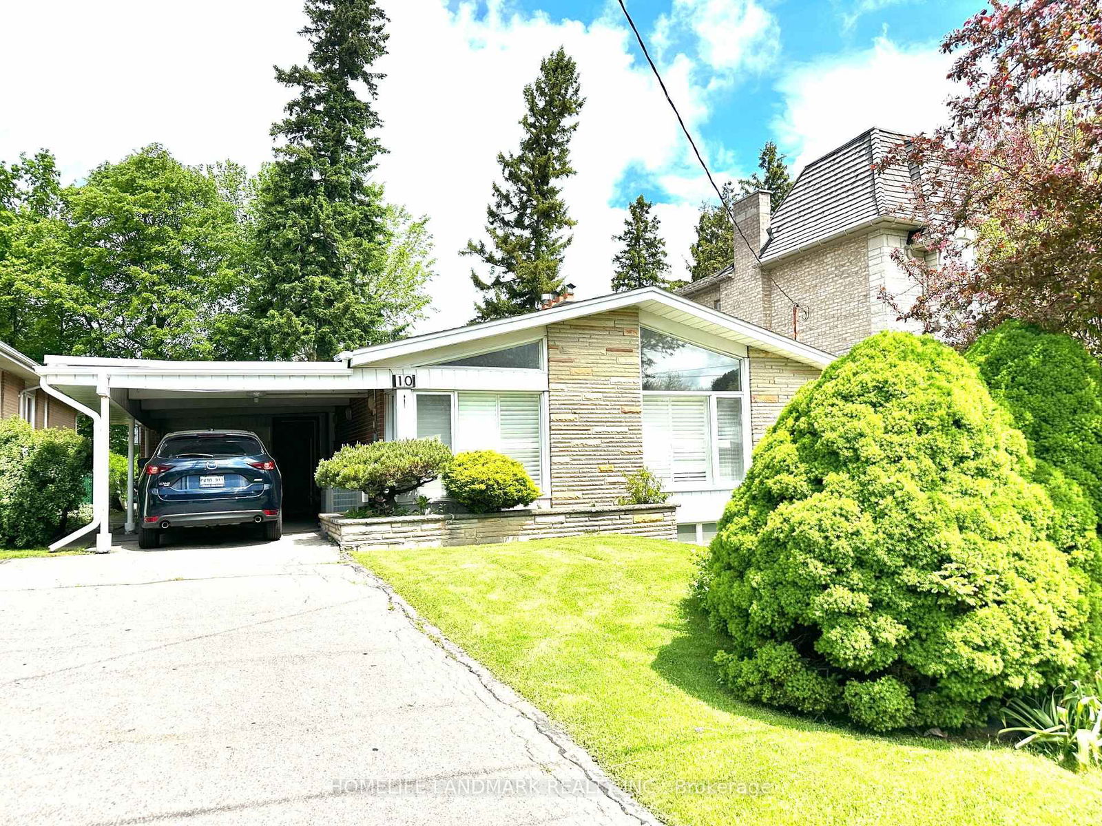 Detached House for sale at 10 Blithfield Avenue, Toronto, Bayview Village, M2K 1Y1 - MLS: C12171779