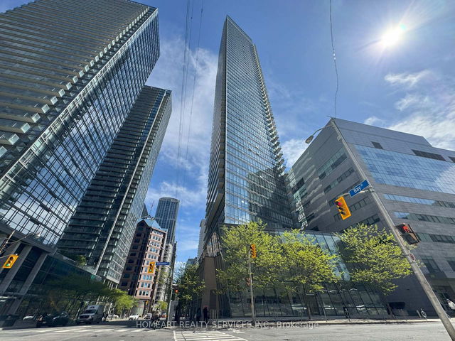 2604 - 832 Bay Street