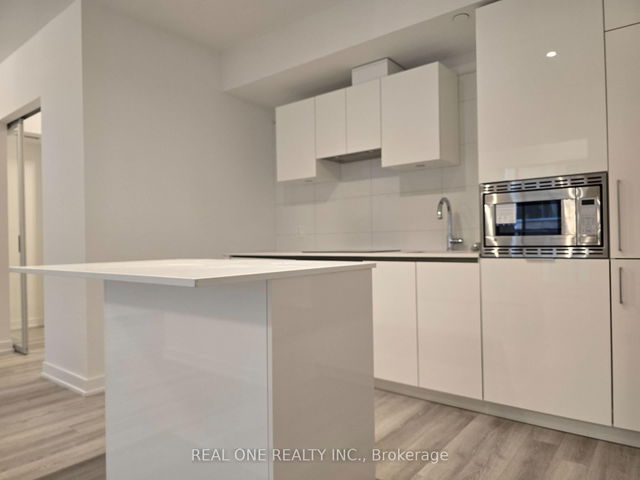 312 - 121 St. Patrick Street