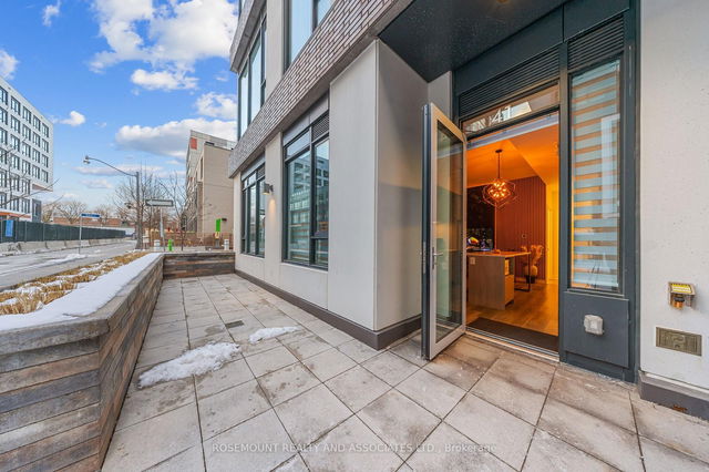 102 - 35 Tubman Avenue