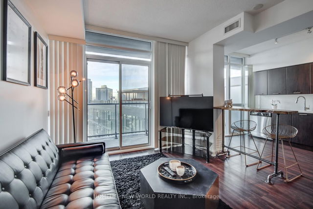 1012 - 169 Fort York Boulevard