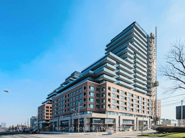 302 - 33 Frederick Todd Way