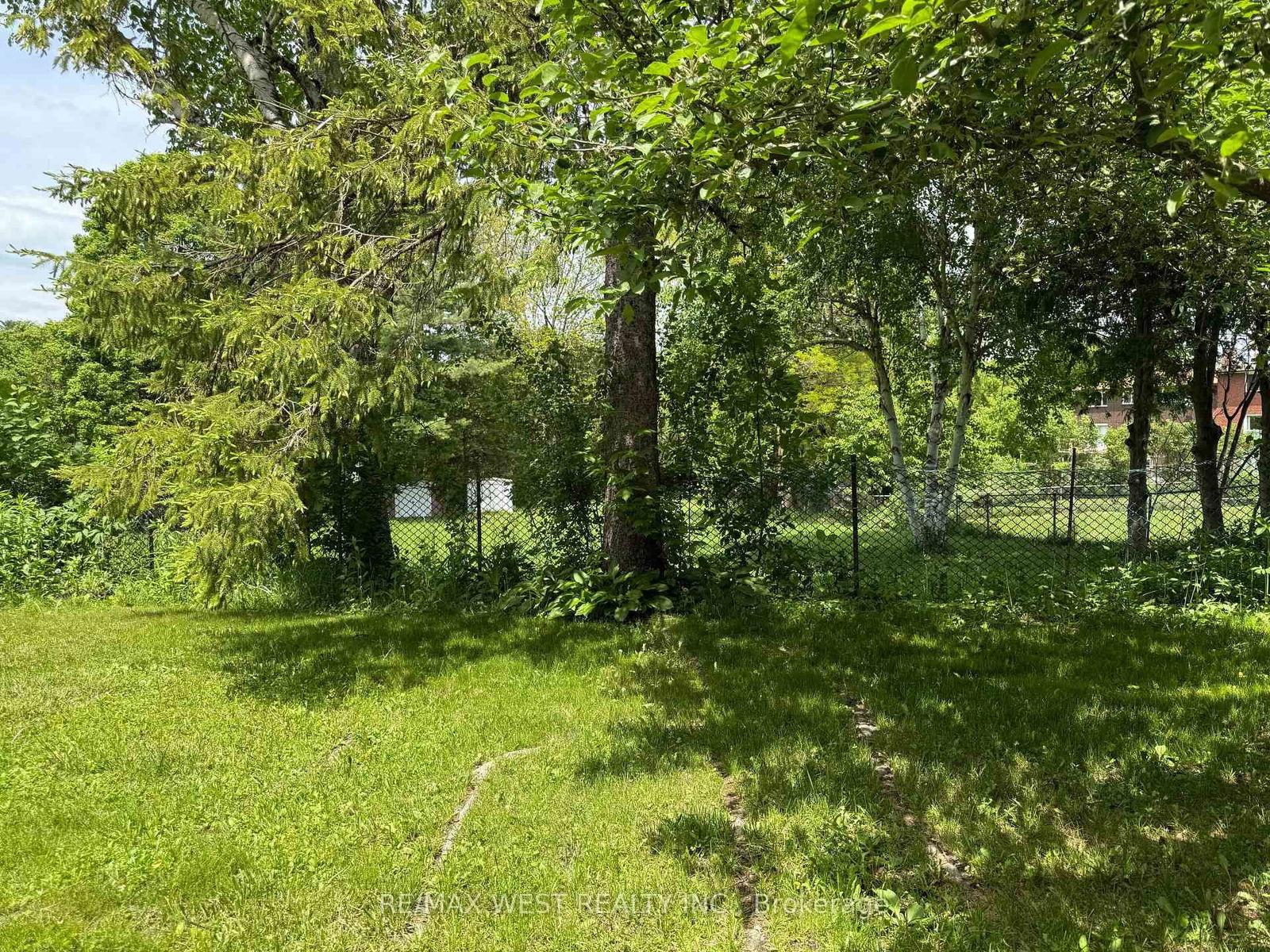 Detached House for sale at 50 Bruce Farm Drive, Toronto, Bayview Woods-Steeles, M2H 1G5 - MLS: C12172745