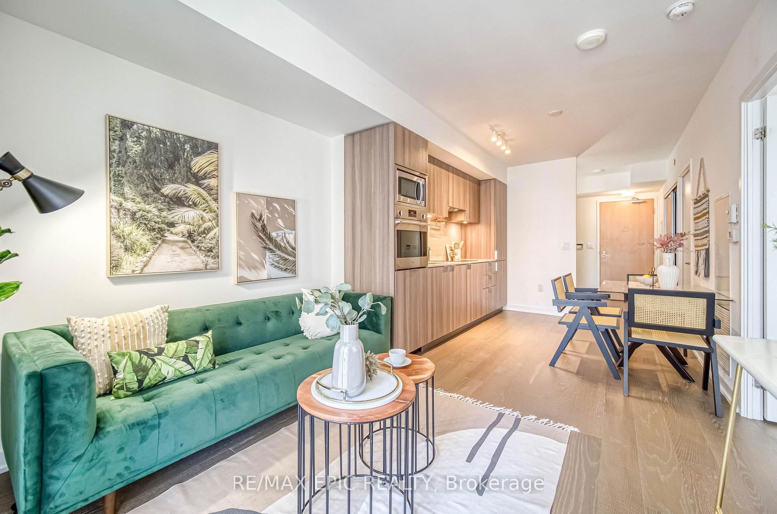 Condo for sale at 909-11 Wellesley Street, Toronto, Bay Street Corridor, M4Y 1E8 - MLS: C12172850