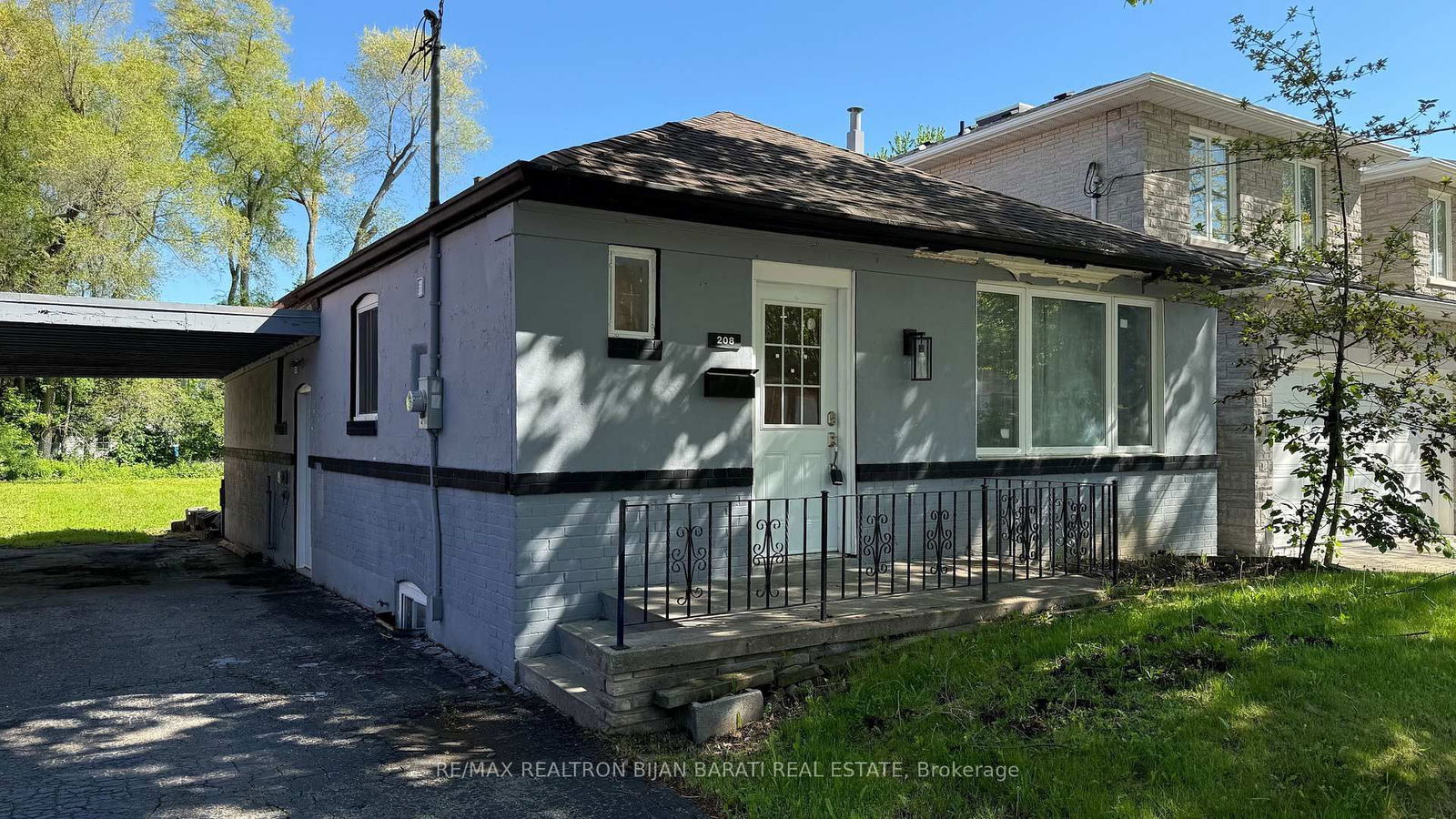 Detached House for sale at 208 Olive Avenue, Toronto, Willowdale East, M2N 4P6 - MLS: C12172896