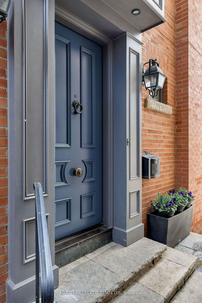 11 Hawthorn Ave, Toronto - Rosedale-Moore Park image-0-1