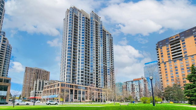 607 - 10 Northtown Way