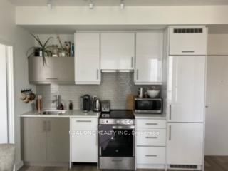 1304 - 181 Huron Street