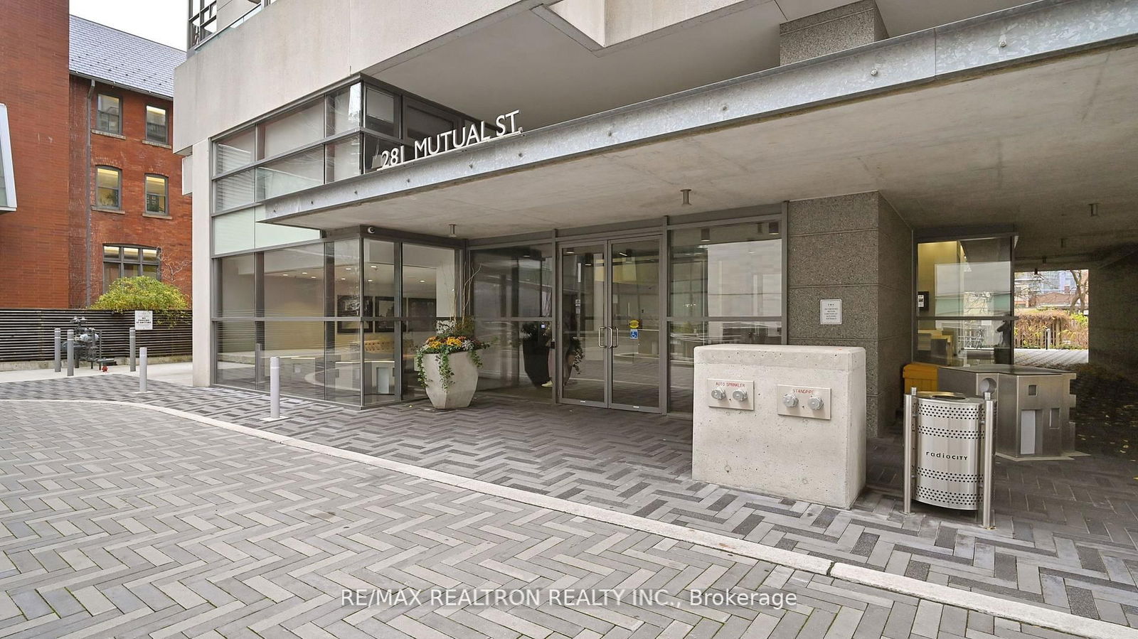 Condo for sale at 1506-281 Mutual Street, Toronto, Church-Yonge Corridor, M4Y 3C4 - MLS: C12173485