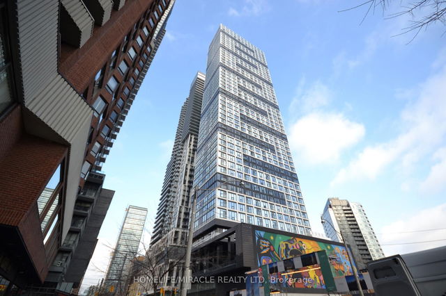 3615 - 181 Dundas Street