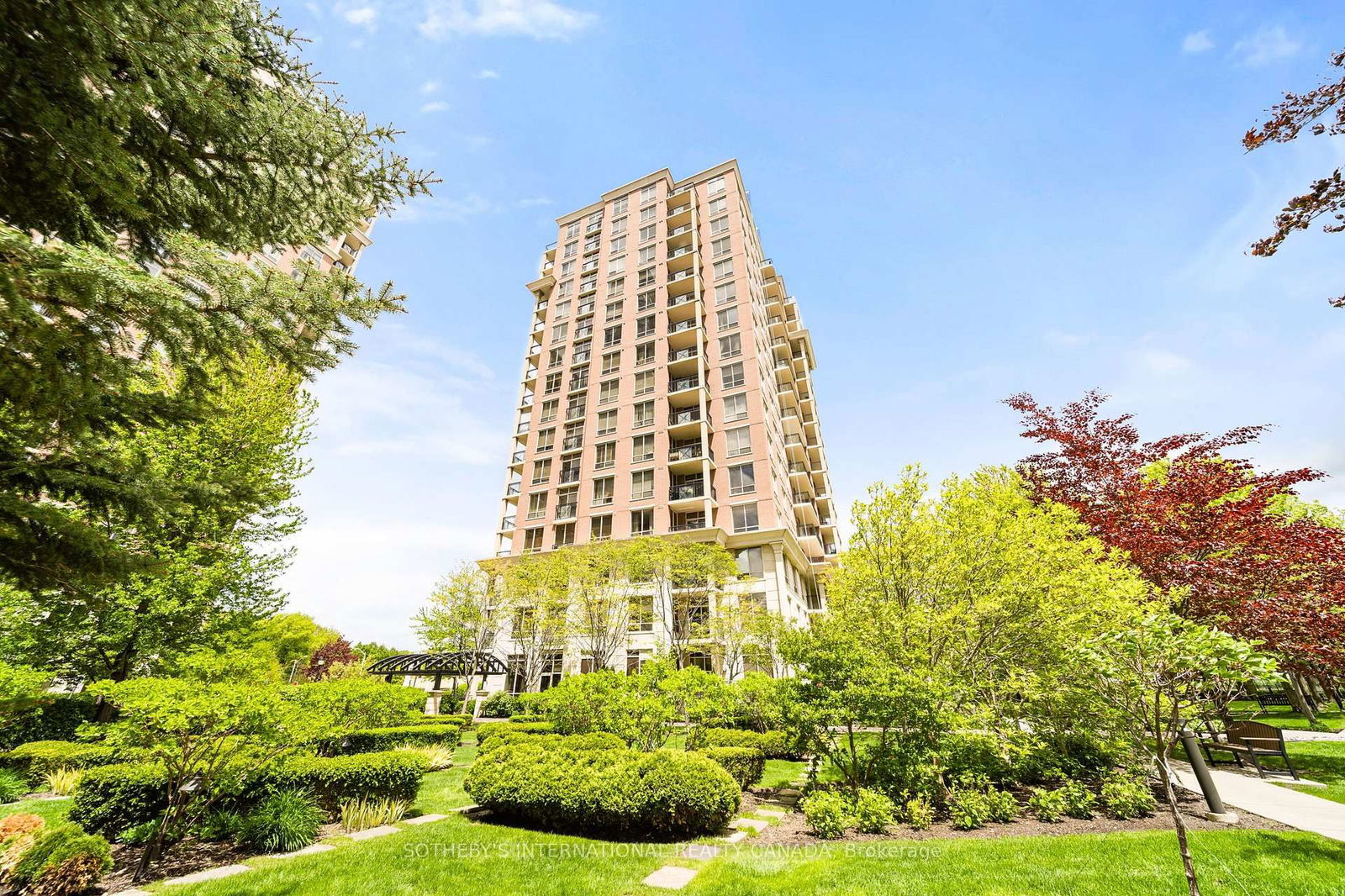 Condo for sale at 903-1105 Leslie Street, Toronto, Banbury-Don Mills, M3C 4G9 - MLS: C12173751