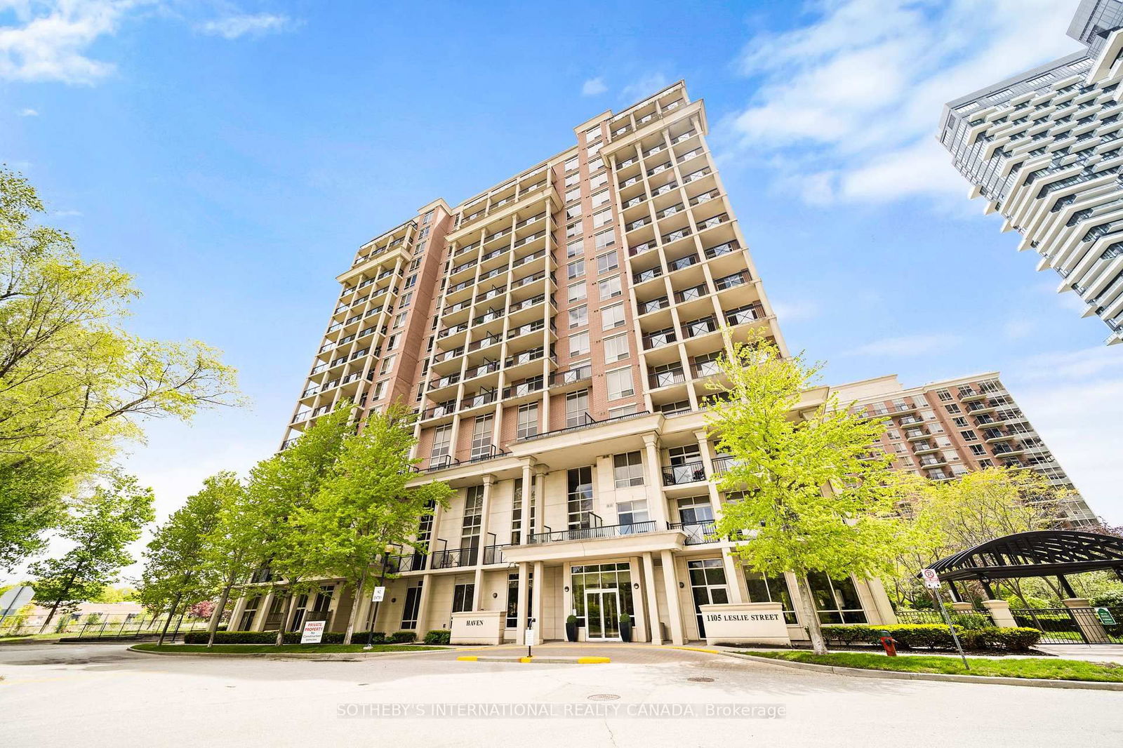 Condo for sale at 903-1105 Leslie Street, Toronto, Banbury-Don Mills, M3C 4G9 - MLS: C12173751