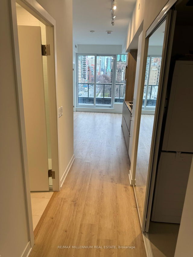 506 - 319 Jarvis Street
