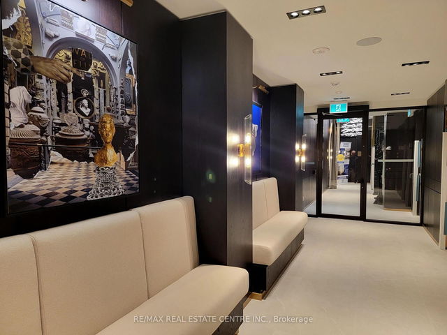 2107 - 771 Yonge Street