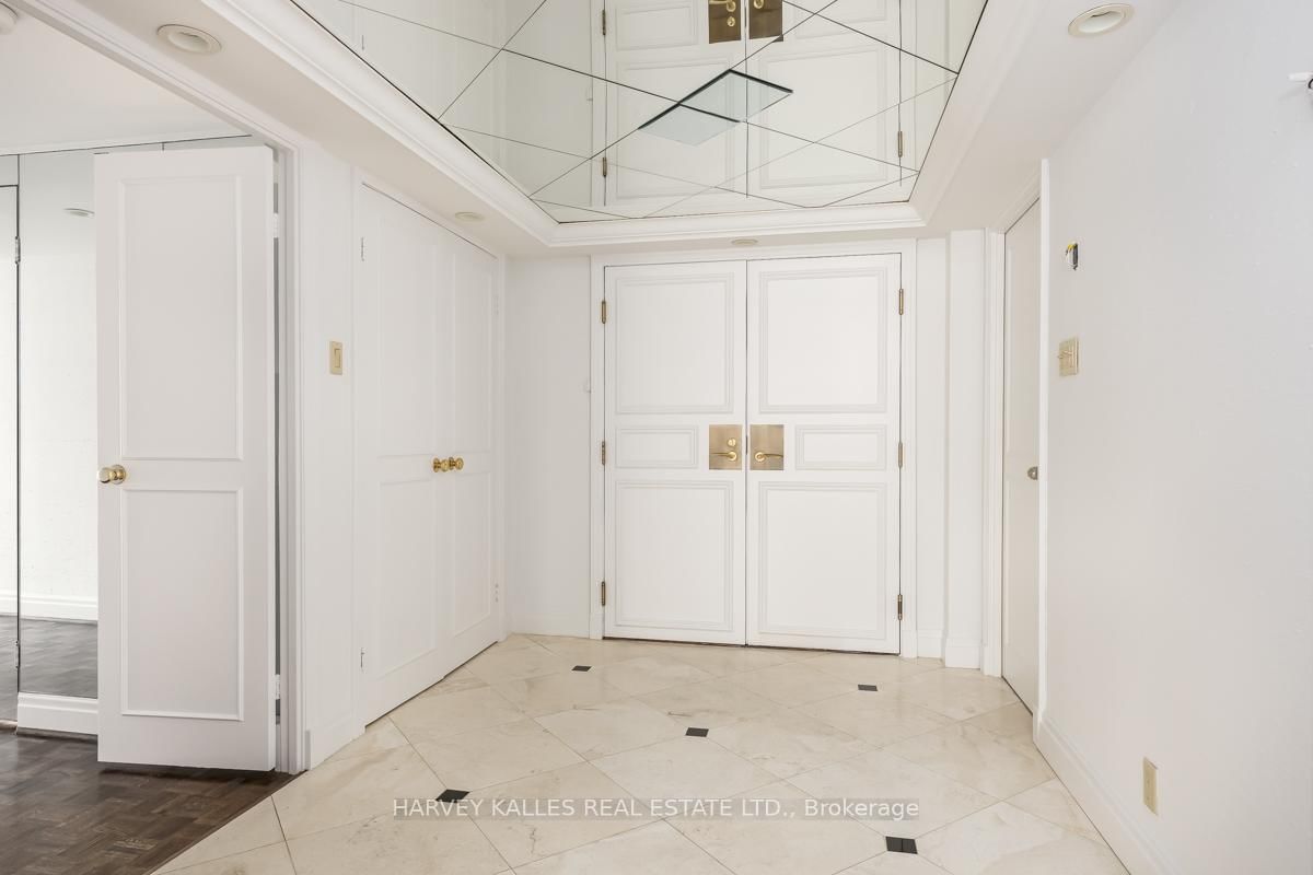 Condo for sale at 2103-1166 Bay Street, Toronto, Bay Street Corridor, M5S 2X8 - MLS: C12174047