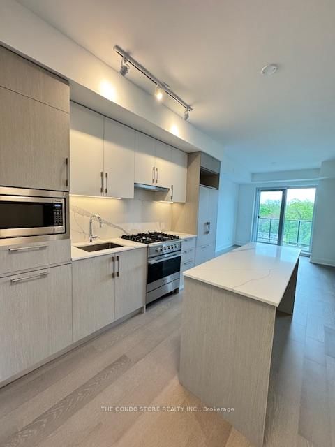 503 - 8 Manor Road