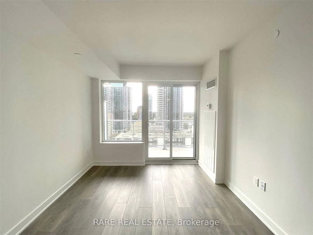 1611 - 195 Redpath Avenue