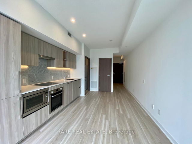 3102 - 19 Bathurst Street