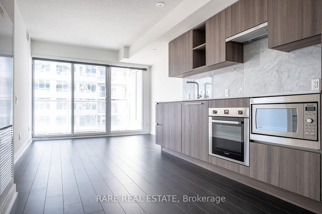3102 - 19 Bathurst Street