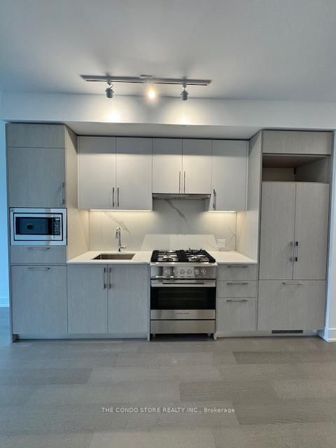 608 - 8 Manor Street