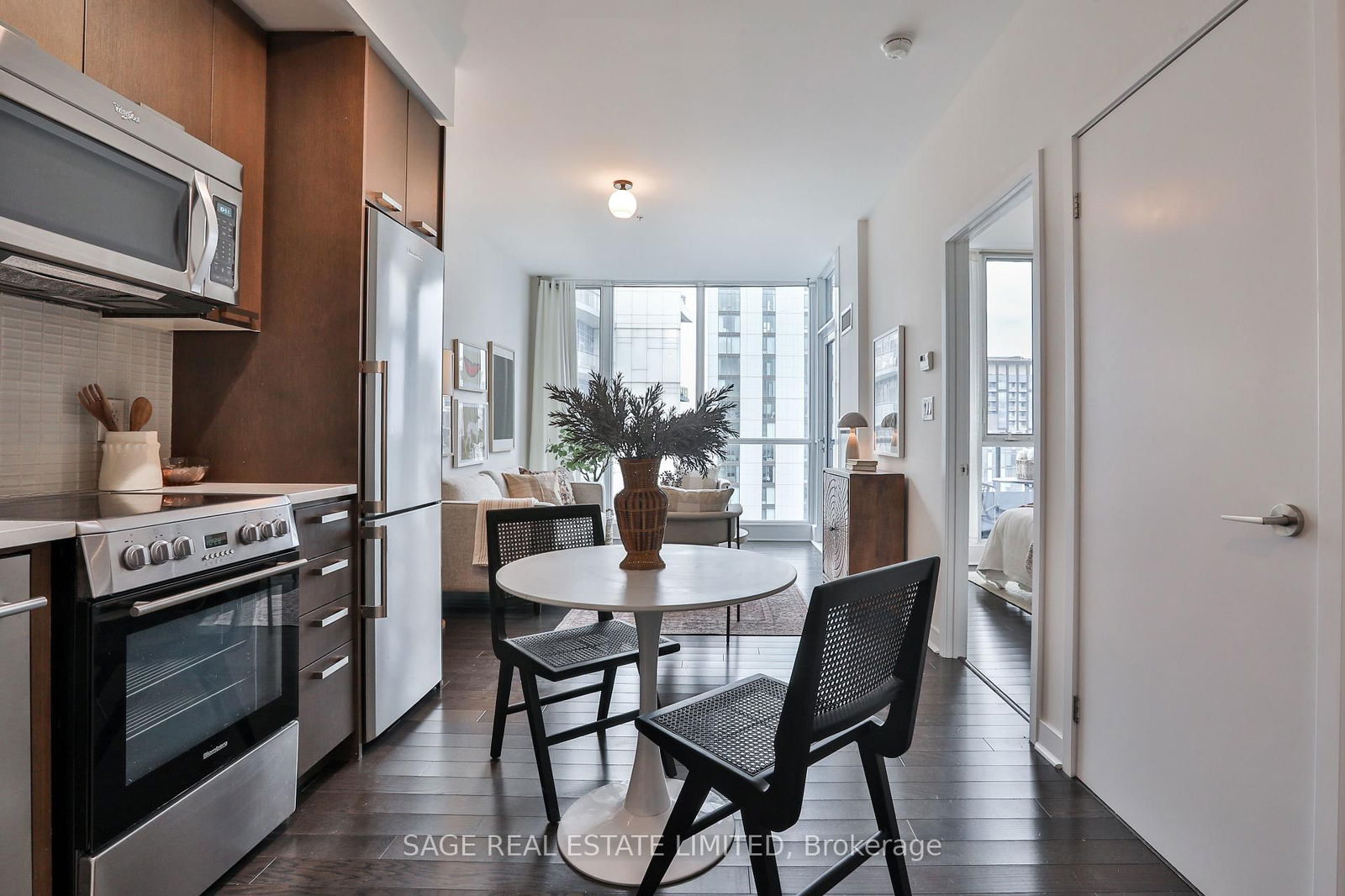 Condo for sale at 4511-295 Adelaide Street, Toronto, Waterfront Communities C1, M5V 0L4 - MLS: C12174443