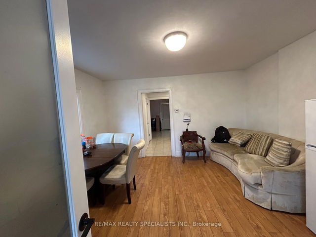 628 Oakwood Avenue