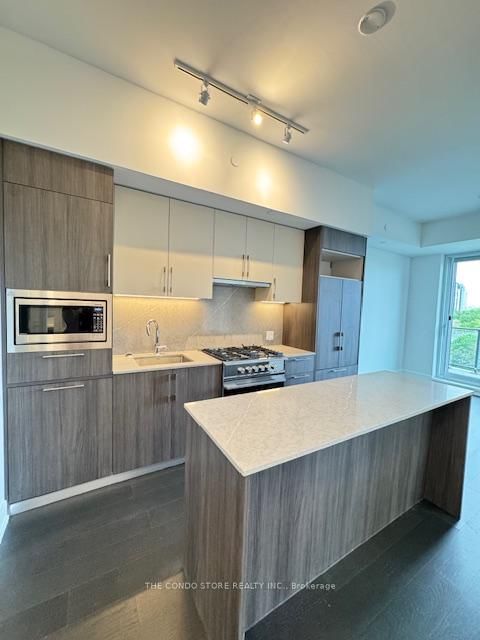 704 - 8 Manor Road