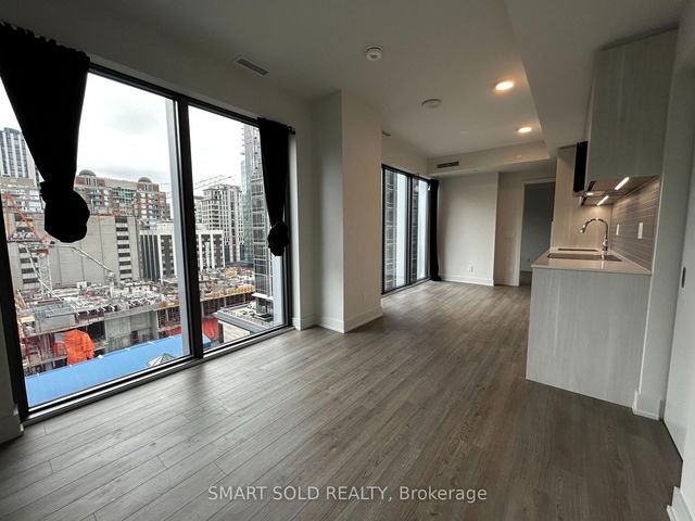 903 - 8 Cumberland Street